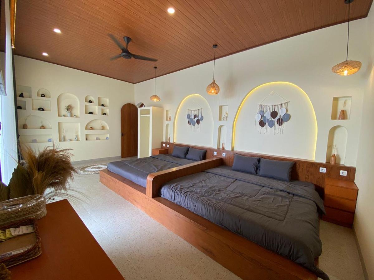 Azalea Room By The Anp Villas Cikundul Esterno foto